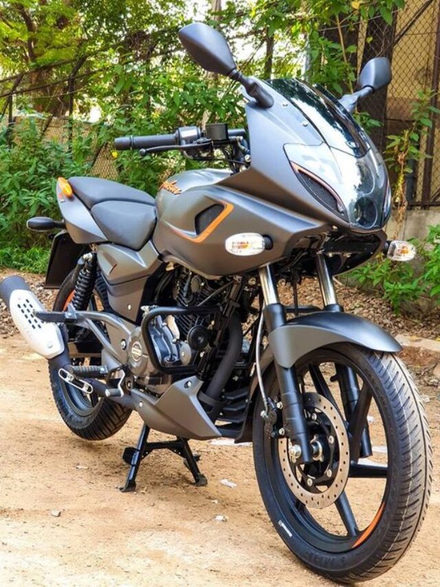 एक बार फिर क्यों बढ़ी आ रही है युवाओ में Bajaj Pulsar 220F लेने की उत्साह